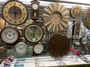 unique clocks